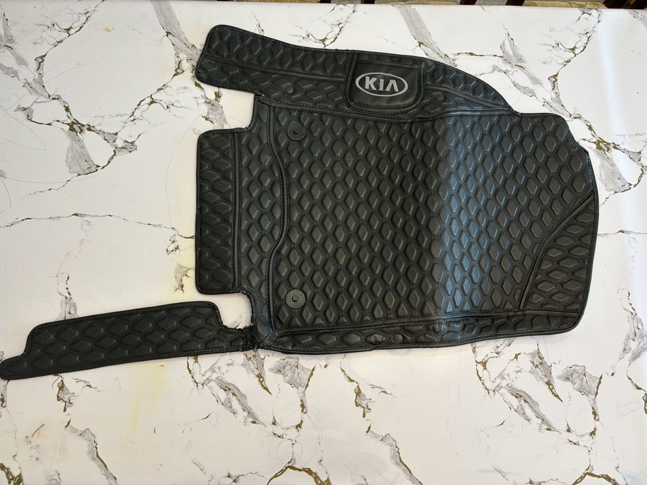 Киа спортейдж 4, полики, ковры продам