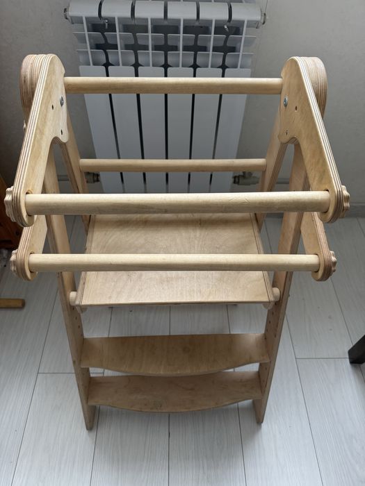 Срочно продам стульчки и вклосипед