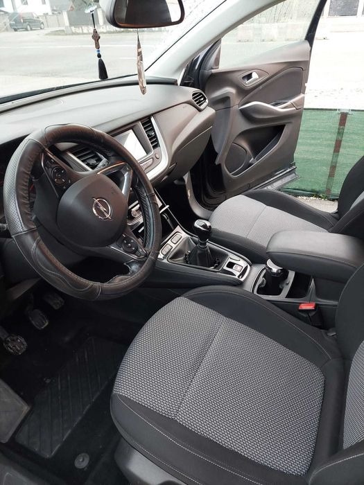 Opel grandland x - stare impecabila