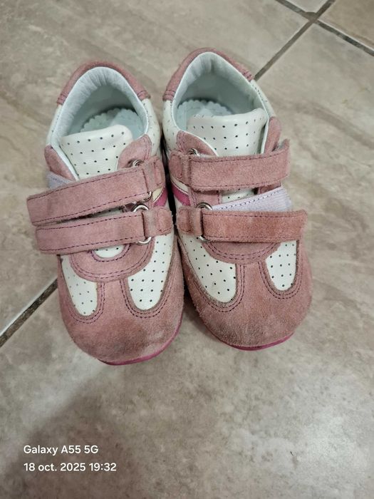 Adidasi fete, firma Bambini, marimea 23