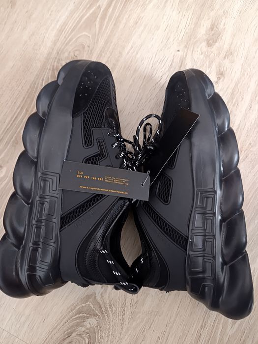 Vând Adidas Versace Chain Reaction