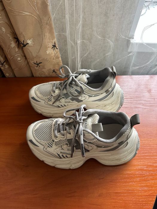 Продаются крассовки