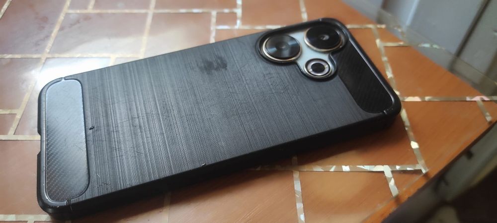 Vând Xiaomi Redmi 13