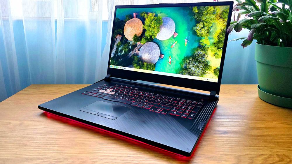 Гейминг лаптоп ASUS ROG Strix G731GU / 32GB RAM / 1TB SSD / 17.3" IPS/ 144Hz