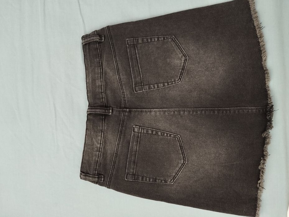 Дънкова черна пола на Деним