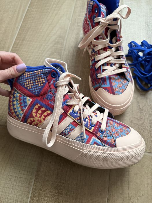 Давмски кецове adidas