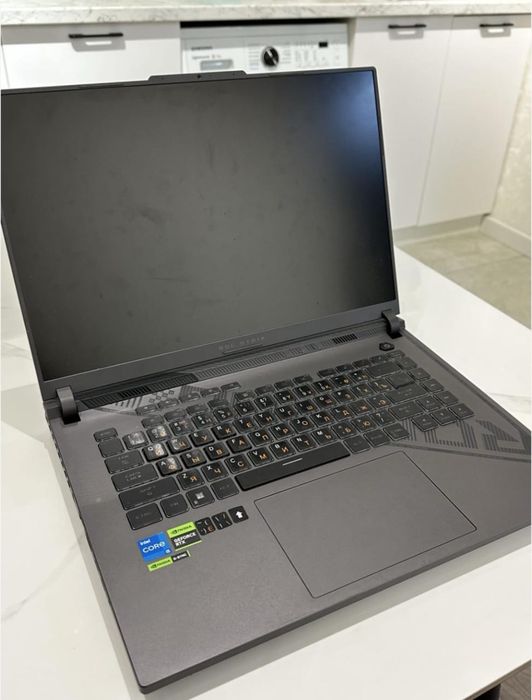 ноутбук ASUS ROG Strix 4060