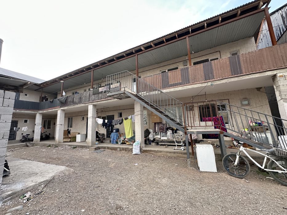 Сдается 2 комн квартира общага