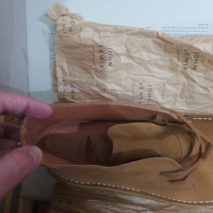 Ботинки                    .