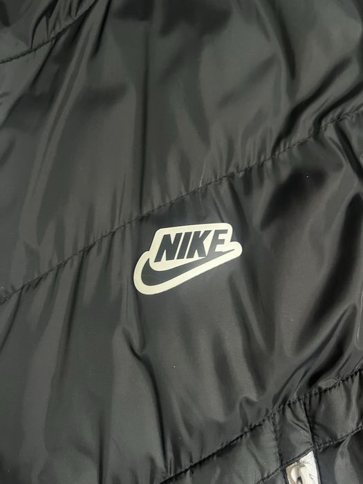 Продам жилетку Nike