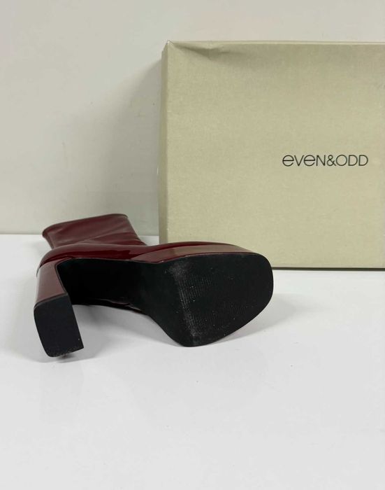 Even Odd High heeled