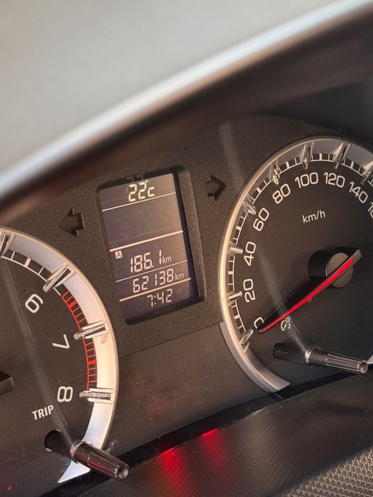 Vând Suzuki Swift, 4×4, benzină, 2016, capacitate cilindrică  1242, serie motor 2071043, km 62 400, reali, euro 6.
