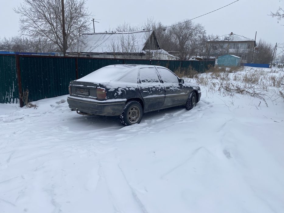 Продам опель вектра а Акпп и двиготель