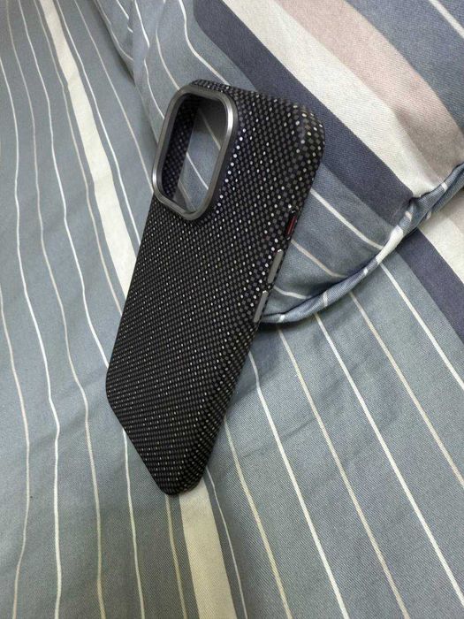 Чехол на iphone 15 pro