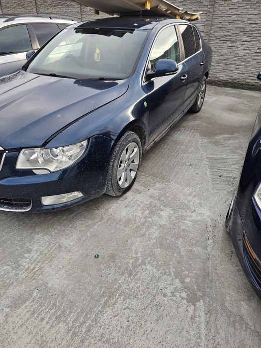 Dezmembrez skoda superb 2008 2014
