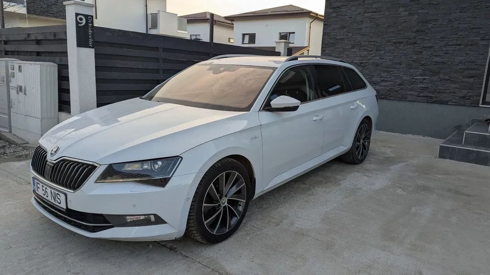 Skoda Superb Skoda Superb 2.0 TDI DSG Laurin & Klement-intretinuta,confort premium