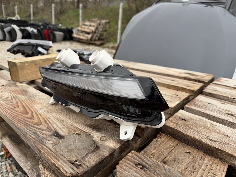 Халоген Peugeot 208/508