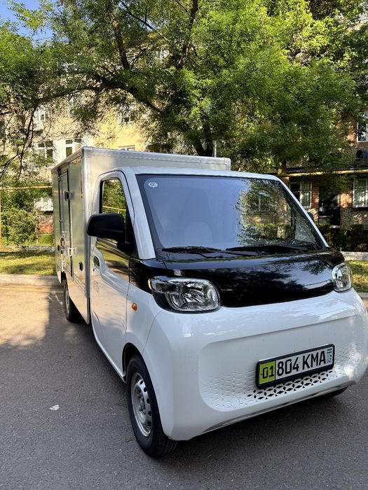 Электромобиль фургон