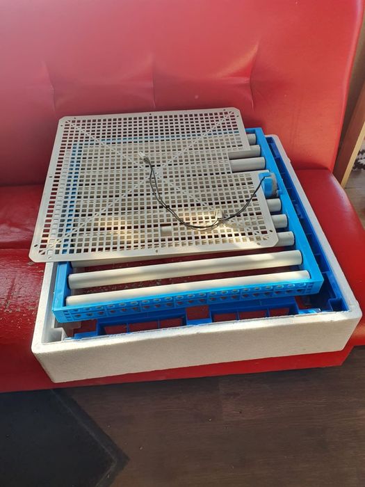 Инкубатор несушка