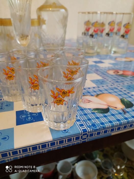 Продам фужеры и рюмки.