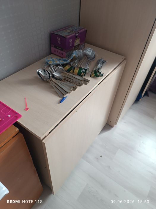 Продам стол не дорого