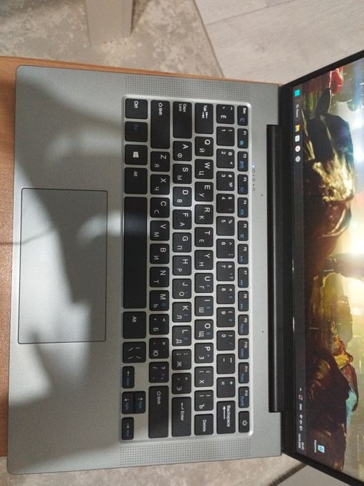 Продам ноутбук для работы