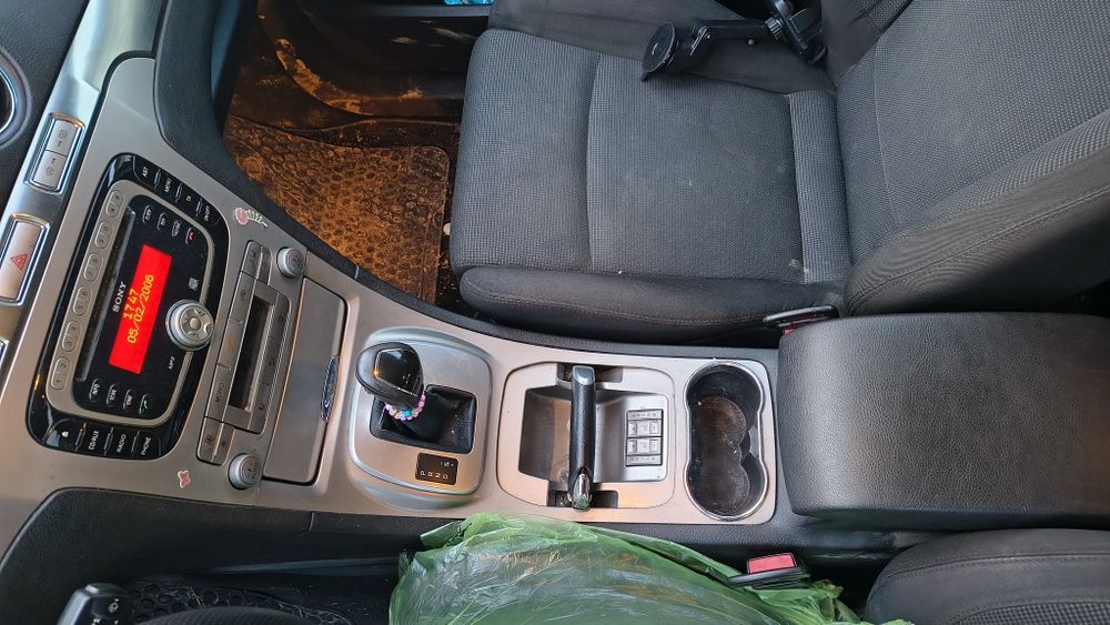 Vând Ford Galaxy 2.0D