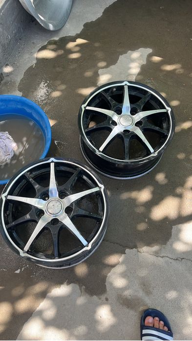 Диска сатылады 15тік мерс ауди кете береді