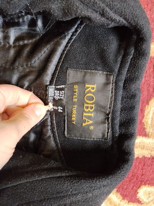 Palto qizlar uchun xolati yaxwi