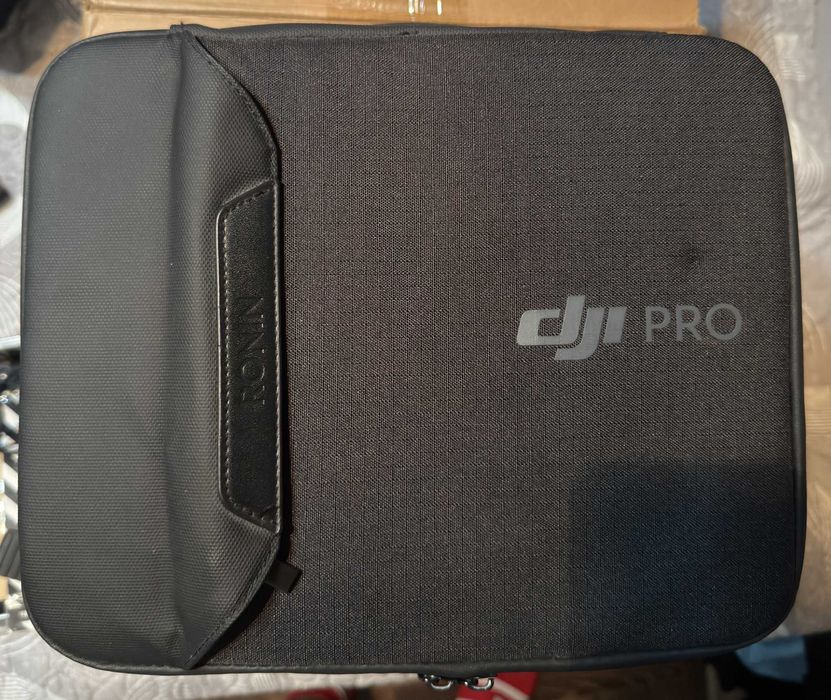 DJI RSC 2 Pro Combo Kit — идеальное состояние