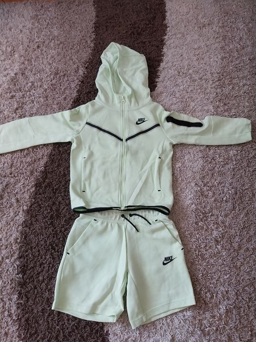 Екип на Nike обличан веднъж