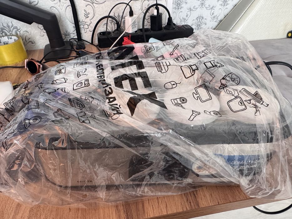 Продам йогуртницу Centek CT-1443