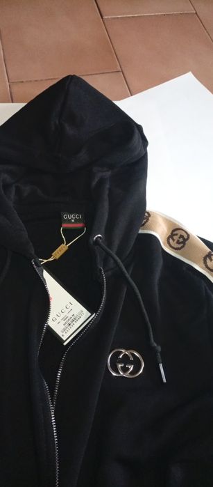 Gucci Екип Екипи и Шапки