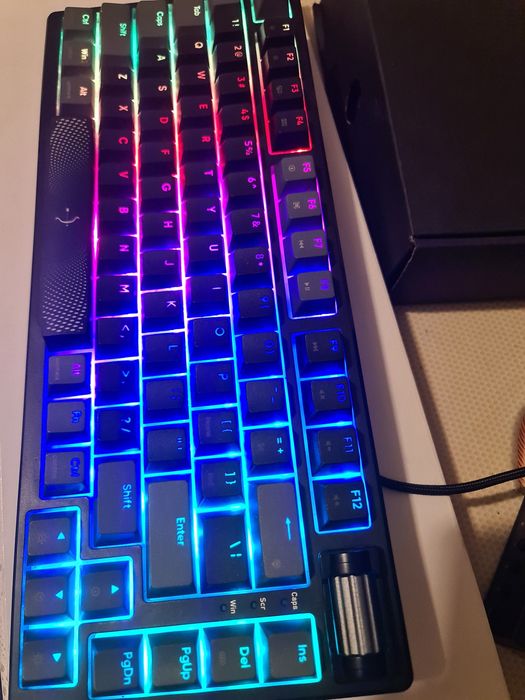 Tastatura + mouse gaming aqirys+ hyperX