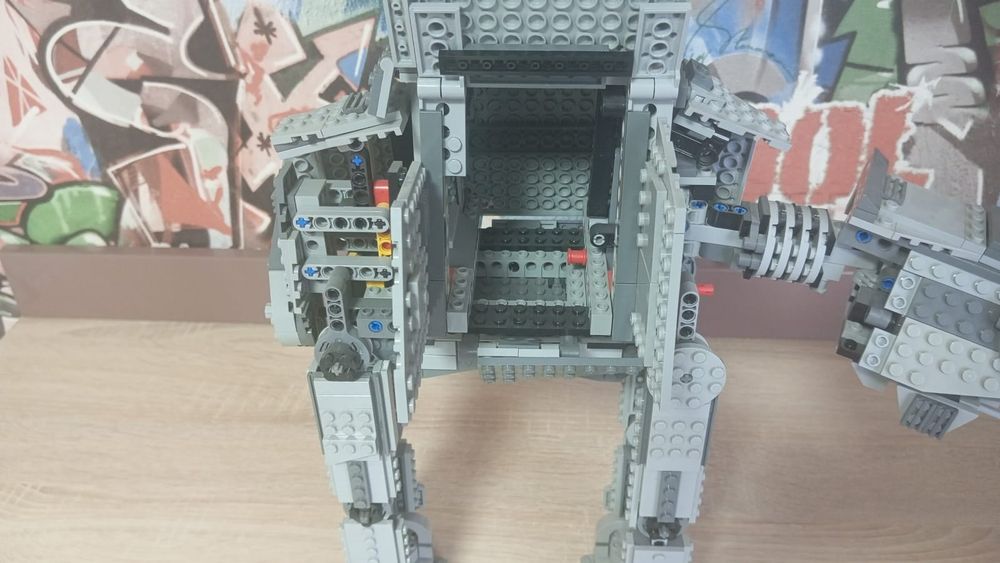 Продам Lego Шагоход оригинал