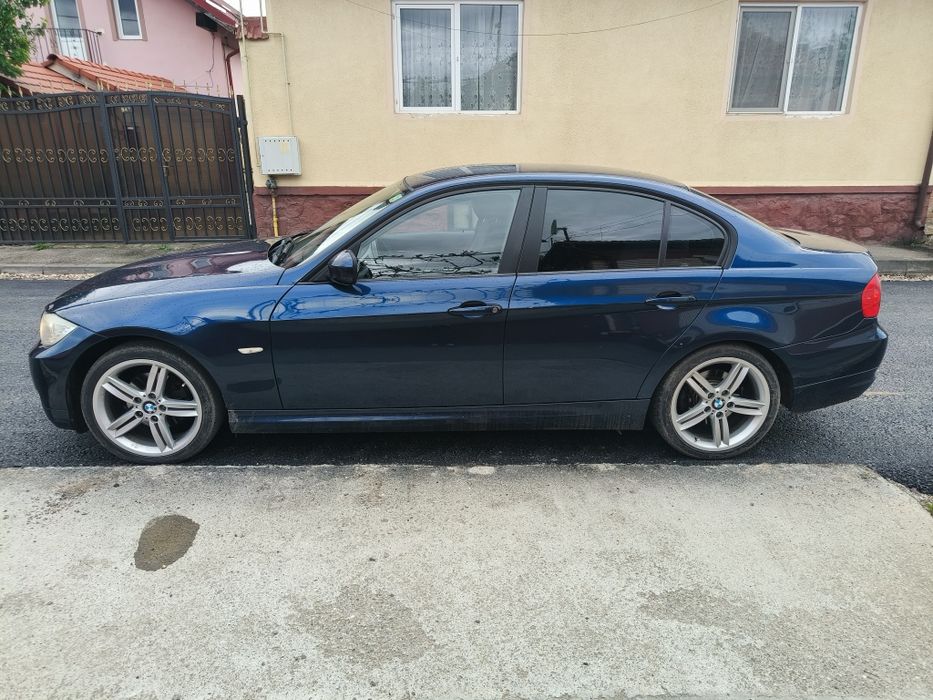 BMW E90 318- an 2011