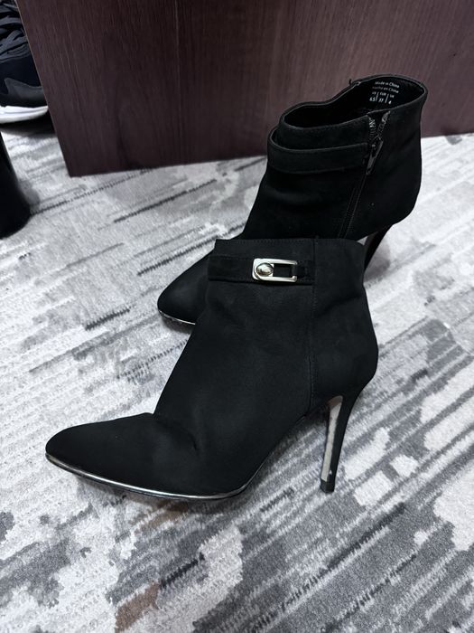 Ботильоны весна в хорошем состояний