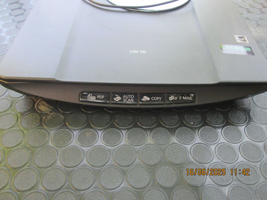 скенер - cannon lide 110