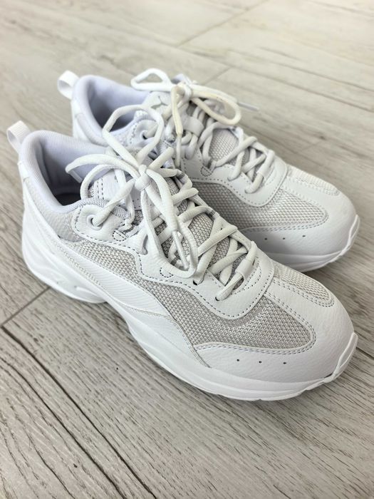 Дамски Маратонки Puma бели