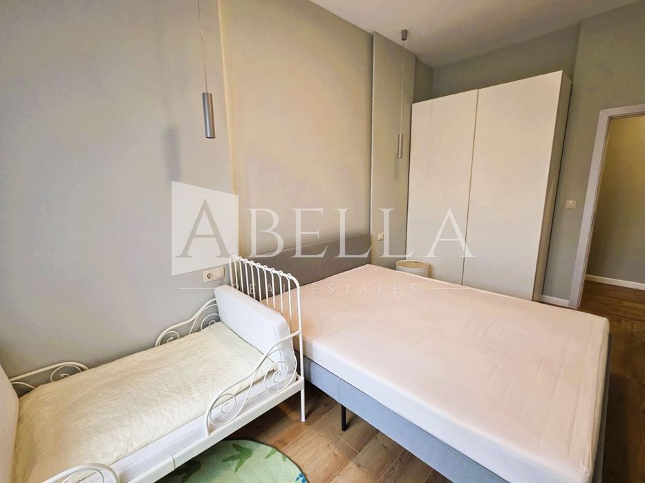 Дава се под наем Тристаен апартамент в София, Изток - 150 кв.м за 947.58 € - Снимка #9