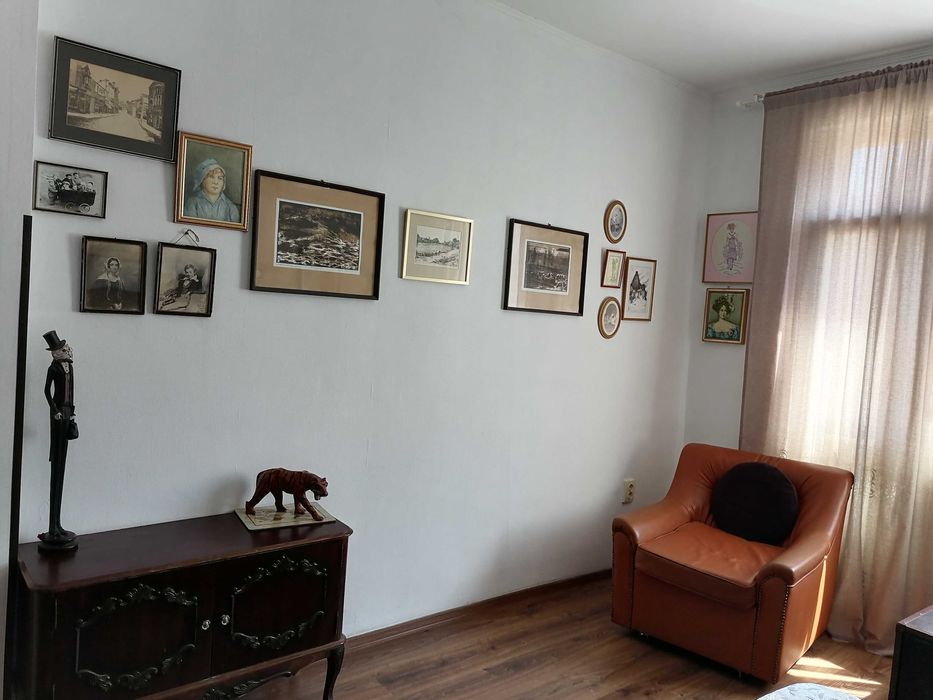 Дава се под наем Тристаен апартамент в Варна, Гръцка махала - 70 кв.м за 600 € - Снимка #13