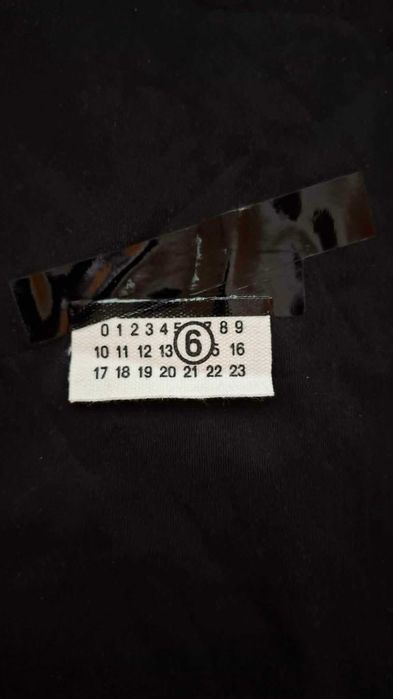 ММ6 Maison Margiela тениска (Trompe l'oeil)