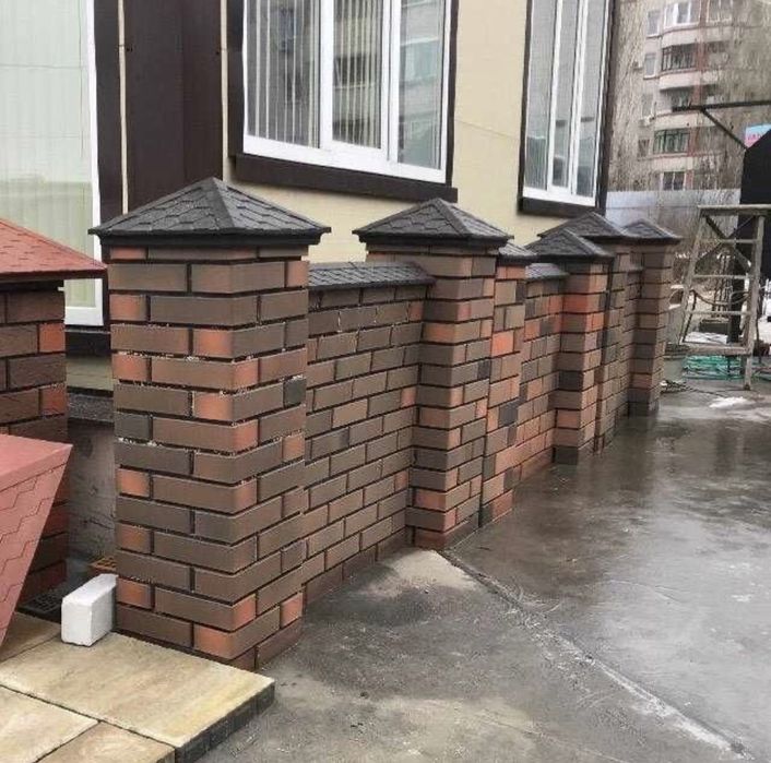 Колпаки и парапеты