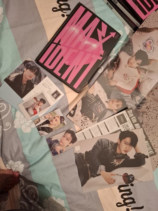 Продам альбомы STRAY KIDS