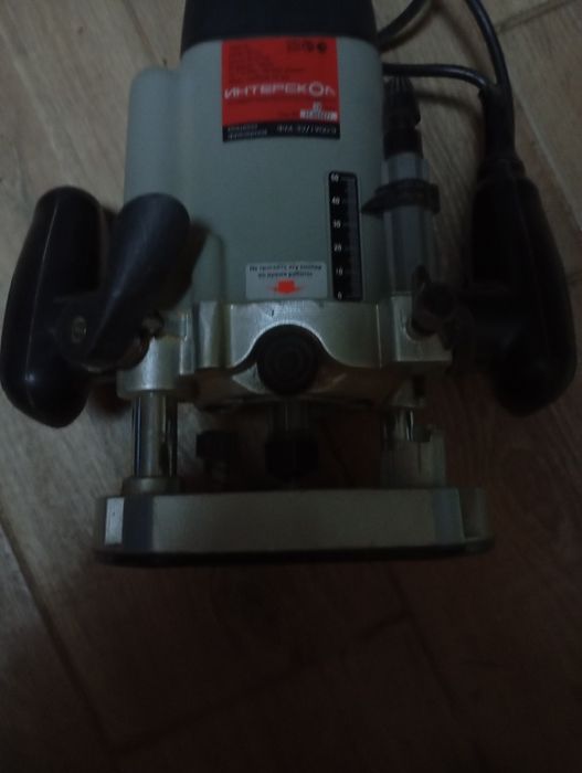 Фрейзер Интерскол ФМ-32/1900Э