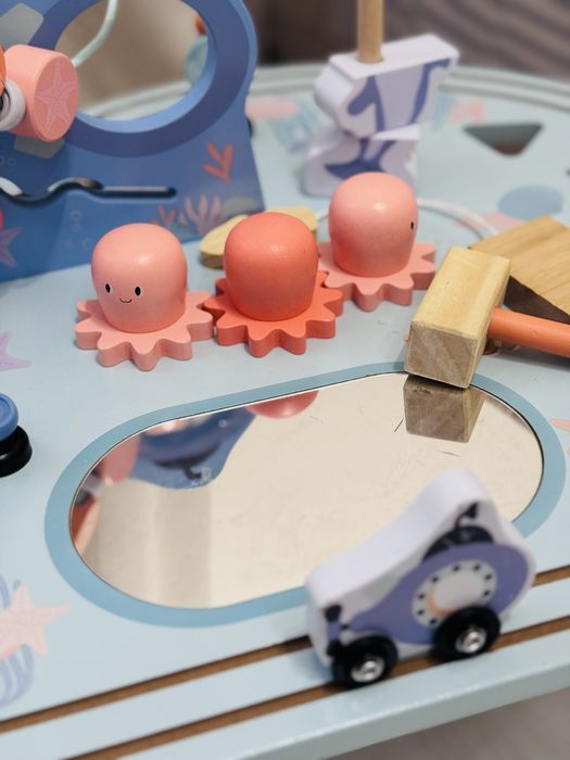 Интерактивна дървена масичка за игра