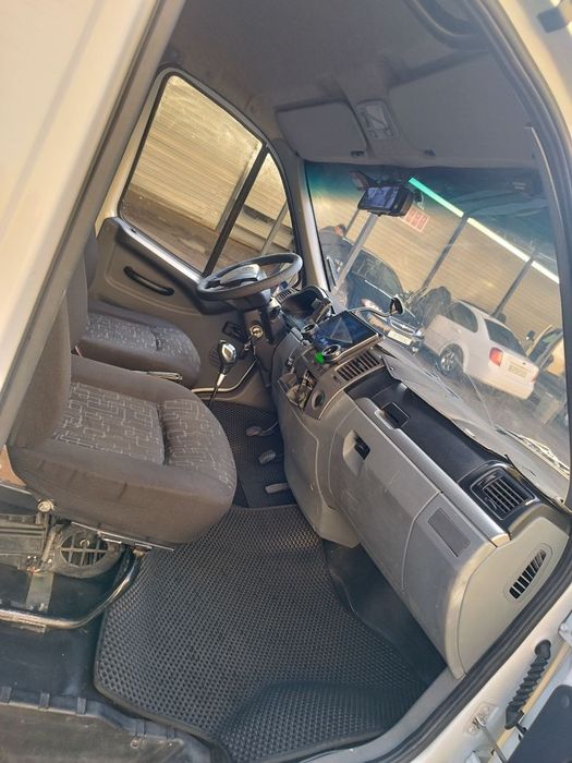 Газель сотилади Завод Обмен бор Уйга, Ерга,Галарека,общежитие Мошинага