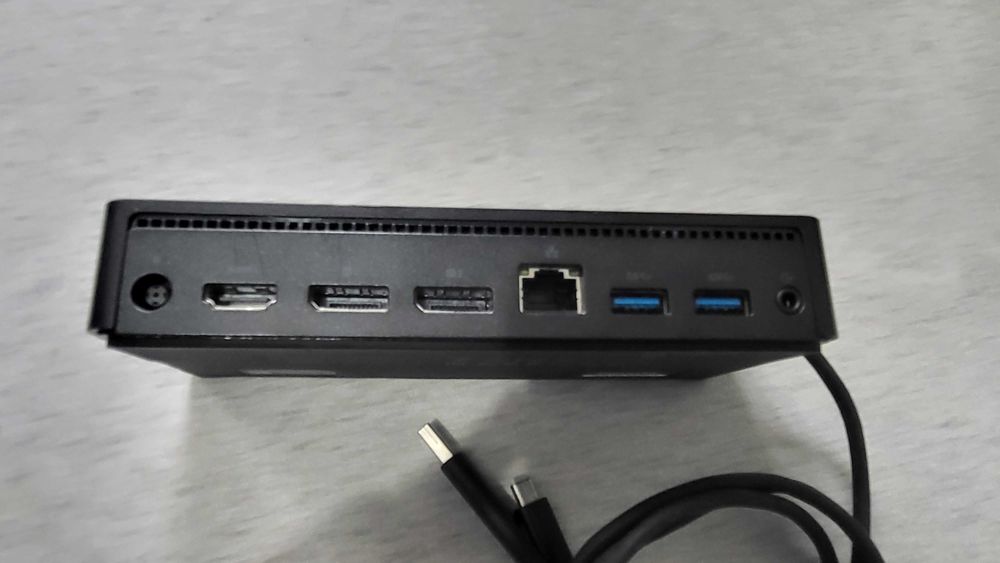 Docking Station Dell D6000 Universal Dock USB 3.0, USB-C + incar 130W