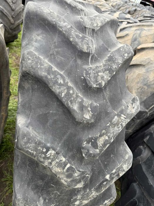 Cauciuc 16.9 R28 Pirelli