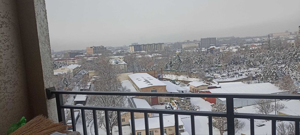 Кватира сотилади. 2хона, 44кв, Шу́та Руставели. Продается квартира